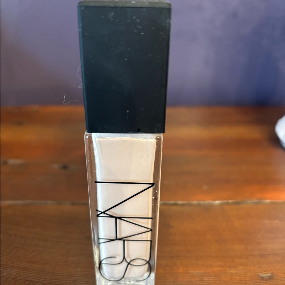 NARS Natural Radiant Longwear Foundation